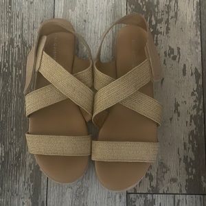 Marc Fisher Sandals 👡